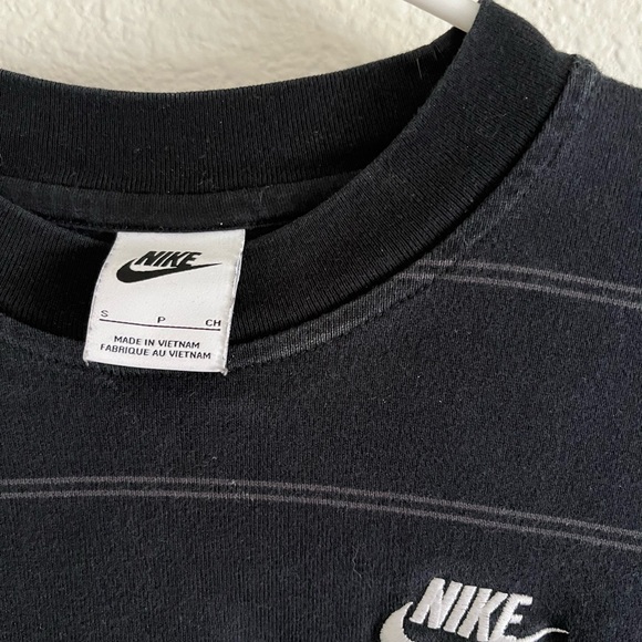 Women’s Nike Striped Long Sleeve Top S - Picture 3 of 3